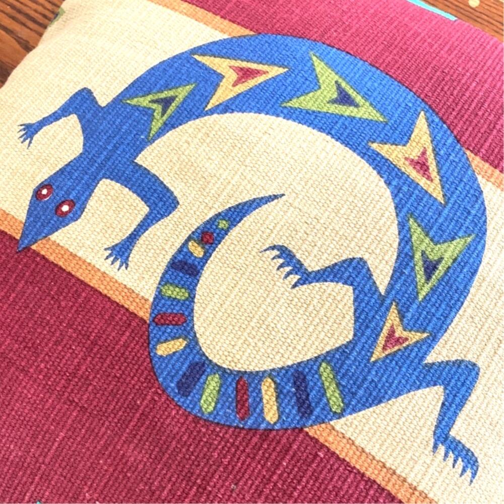 Colorful Gecko Lizard Vintage Folk Art Aztec Pillow 100% Cotton Southwestern GUC